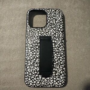 iPhone 14 Pro Max walli case